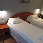 Hotell Three Dolphins With A Rooftop Terracе 3*