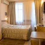 Three Dolphins With A Rooftop Terracе Hotell Varna